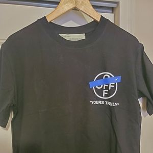 Off White " Yours Truly " Tee Size L